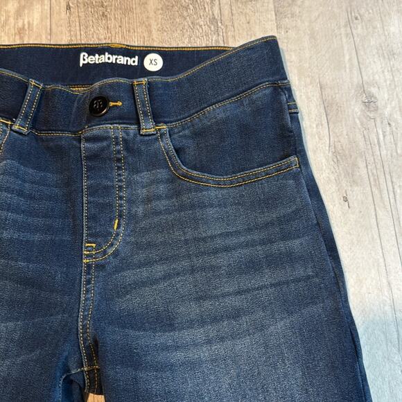Betabrand Dark Wash Mid-Rise Flared Jeggings Jeans - Picture 7 of 7